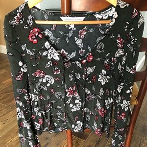 Green floral top